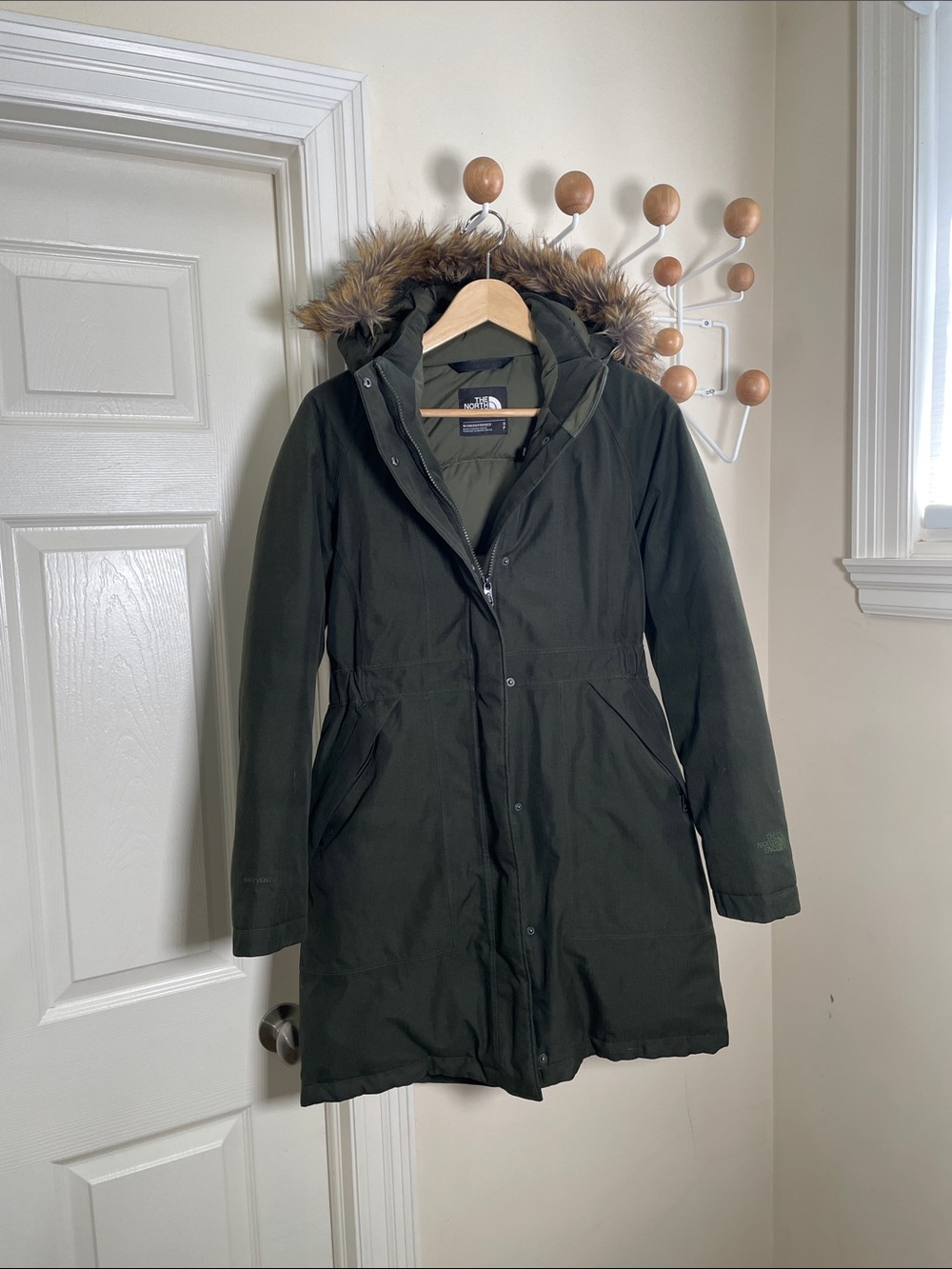 The North Face Artic ParkaFaux-Fur Hooded Olive Green S